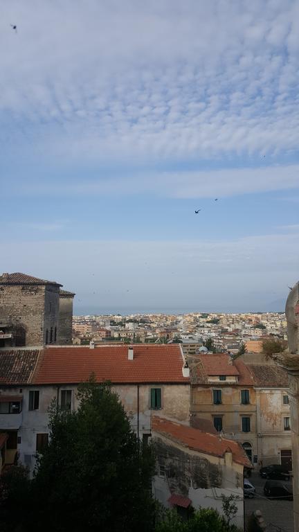 Torrione San Giovanni II Terracina Luaran gambar